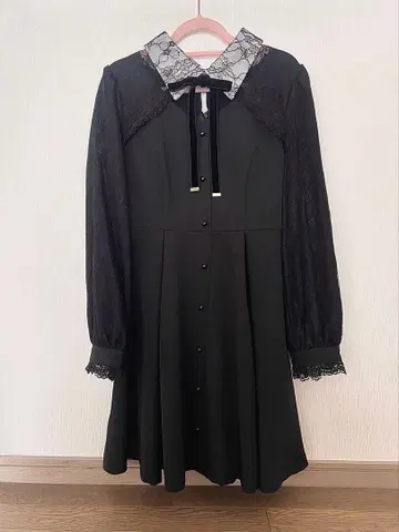 로지타 레이스 절개 리본 초커 원피스