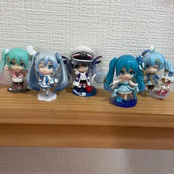 하츠네 미쿠 유키 미쿠 아소토 A상 묶음 판매