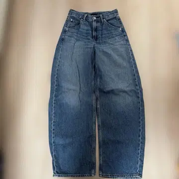 UNIQLO 배기 커브 청바지 22