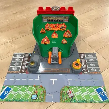 타카라토미 토미카 월드 빙글빙글 체인지! 사운드 소방 훈련소 작동 OK