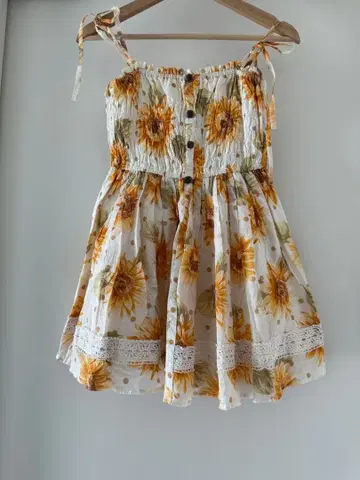 LIZ LISA 리즈리사 꽃무늬 해바라기 원피스