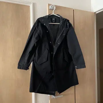 UNIQLO 블랙 자켓 S 사이즈