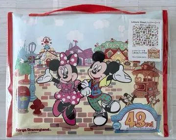 디즈니랜드 43주년 투모로우랜드 돗자리