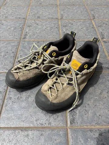 스포르티바 볼더X 등산화