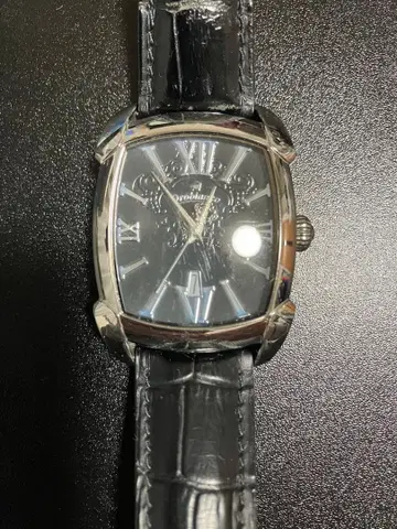 Orobianco 블랙 가죽 손목시계