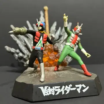 가면라이더 V3 피규어 가면라이더 V3 대 라이더맨