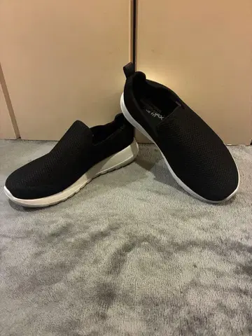 SKECHERS GO WALK WIDE FIT 니트 슬립온 블랙 27