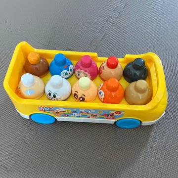 호빵맨 버스 모양 완구