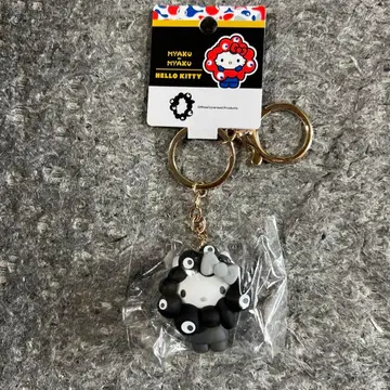 EXPO2025 만박 블랙 미야쿠미야쿠 변신 키링 헬로키티