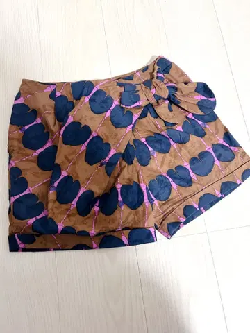 [ MUVEIL ] 올 패턴 스커트풍 숏팬츠 리본 디자인 뮤베일 S