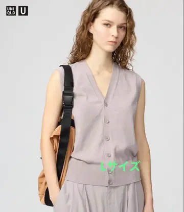 유니클로 워셔블 버튼 다운 니트 베스트