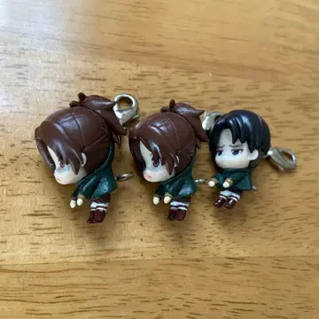 진격의 거인 가챠가챠 츠만데츠나게테마스코토 리바이 한지