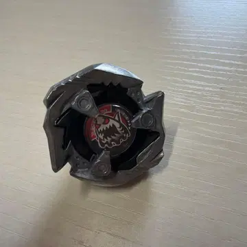 베이블레이드 X 샤크 엣지 블랙 세드