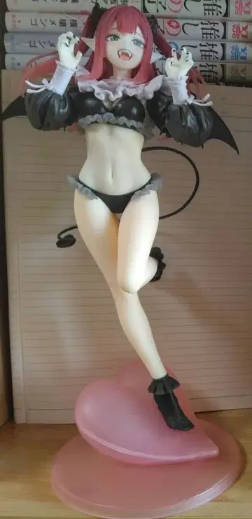 그 비스크 돌은 사랑을 한다 리즈 피규어