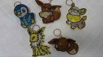 포켓몬 반짝이 큐빅 키링 5세트