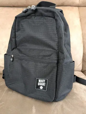 새상품급 MARY QUANT 블랙 백팩
