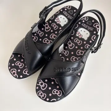 헬로키티 간호사 신발 샌들 미사용 새상품