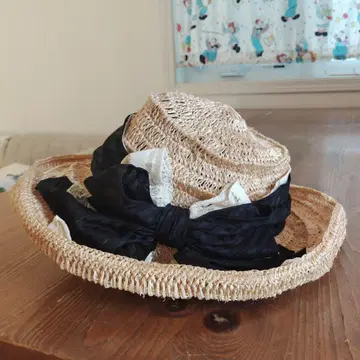카시라 밀짚모자 빅 리본이 악센트 CA4LA