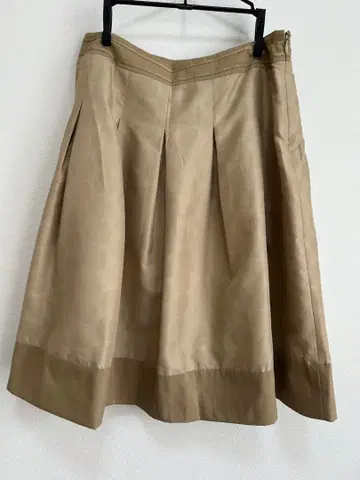 AMACA [ 새틴 플레어 스커트 ]