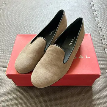 미사용 새상품 REGAL 스웨이드 펌프스 24 리갈