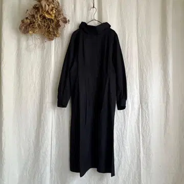 NATIVE VILLAGE 네이티브 빌리지 턱 원피스