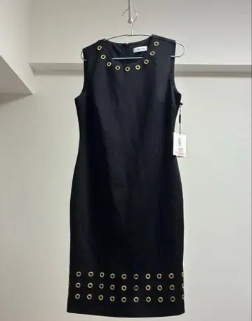 Calvin Klein 슬리브리스 원피스 블랙