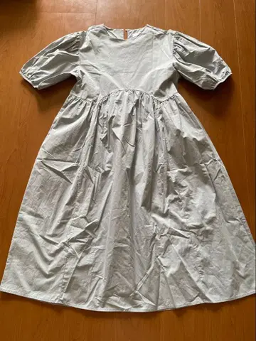 반팔 퍼프 원피스 A