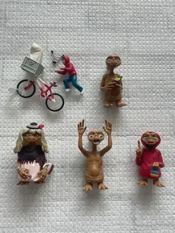 E.T. 가챠 피규어 세트 엘리엇 자전거 타카라토미