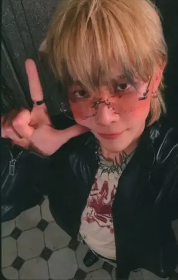 &TEAM 위버스샵 LD 니콜라스 백 투 라이프 KR 1st 미니 앨범