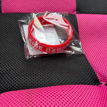 official 히게단dism 투어 2026 러버 밴드 레드