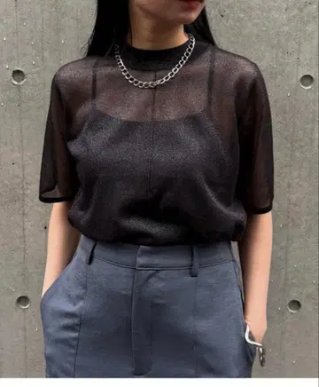 새상품 [ &g'aime ] 앙제므 반팔 시어 블랙