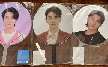 SEVENTEEN 조슈아 부채 일괄 판매