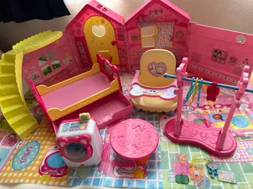 멜짱 나카요시 하우스, 세탁 세트, 식탁 의자, 함께 잠드는 침대