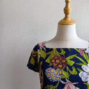 49AV. 준코 시마다 꽃무늬 원피스