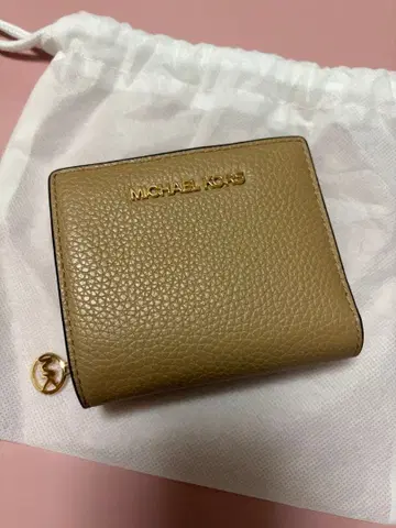 MICHAEL KORS 접이식 지갑 베이지 새상품급