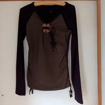 OZZ ONESTE 긴팔 브라운 퍼플 티셔츠