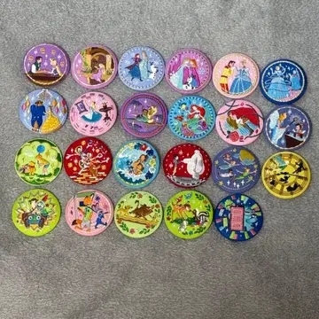 Disney Characters 자수 캔뱃지 비스킷 2개 묶음 판매