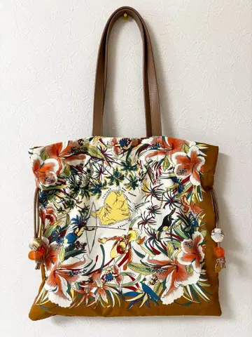 탑카피 마일드 새틴 스카프 패턴 복조리 토트 백 새상품 미사용