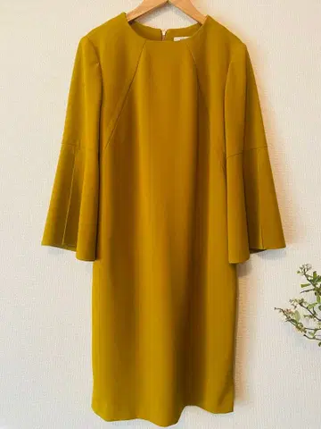 ADORE 머스타드 컬러 원피스