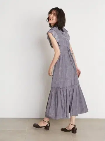 스나이델 발리모어 칼라 프린트 원피스 블루 그레이