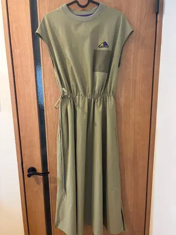 뉴발란스 롱 원피스 프렌치 슬리브