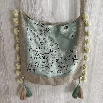 민트 그린 반다나 패턴 숄더백