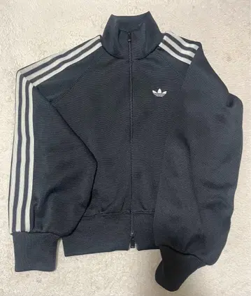 아디다스 벌룬 니트 트랙 탑