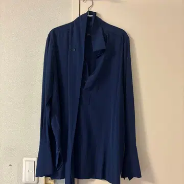 Joseph 실크 네이비 긴팔 셔츠 스카프 포함