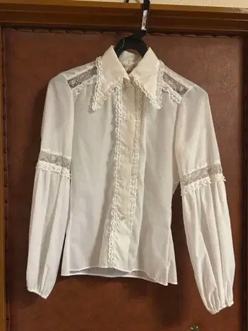 [ curios ] vintage 레이스 플라워 블라우스