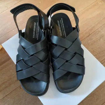 메종 매버릭 구르카 샌들 블랙 M