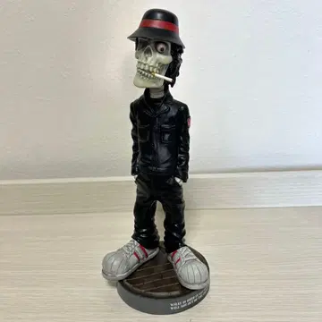 크로우즈 & WORST TFOA 본 인 피규어만