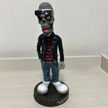 크로우즈 & WORST Bone in the TFOA 피규어만