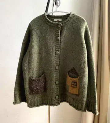 여성용 그린 캐릭터 포켓 니트 가디건