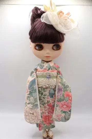 네오 브라이스 아웃핏 핸드메이드 기모노 백매화B